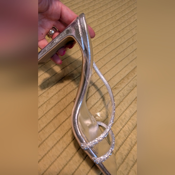 Billini Reva Silver Slip On Mule Women's Rhinestones Heels Size 7 Sparkly Shoes - Picture 12 of 16